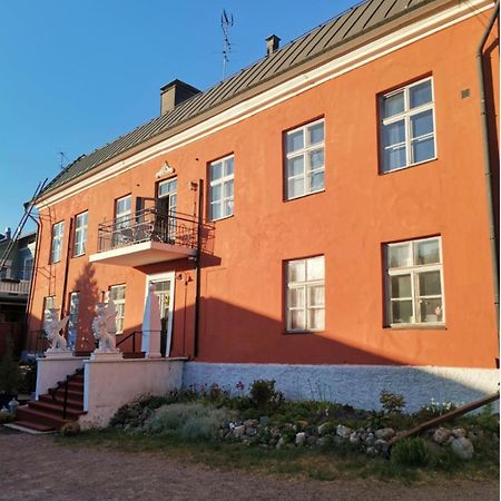 Remuganes Suite - Porvoon Linna ภายนอก รูปภาพ